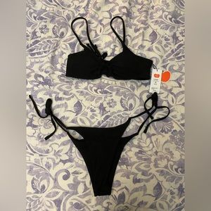 CIDER SOLID O-RING FRONT TIED BIKINI SET SIZE MEDIUM